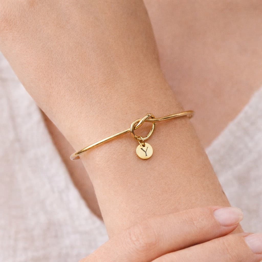 Bangle met Initiaal Bedel — alternatieve afbeelding